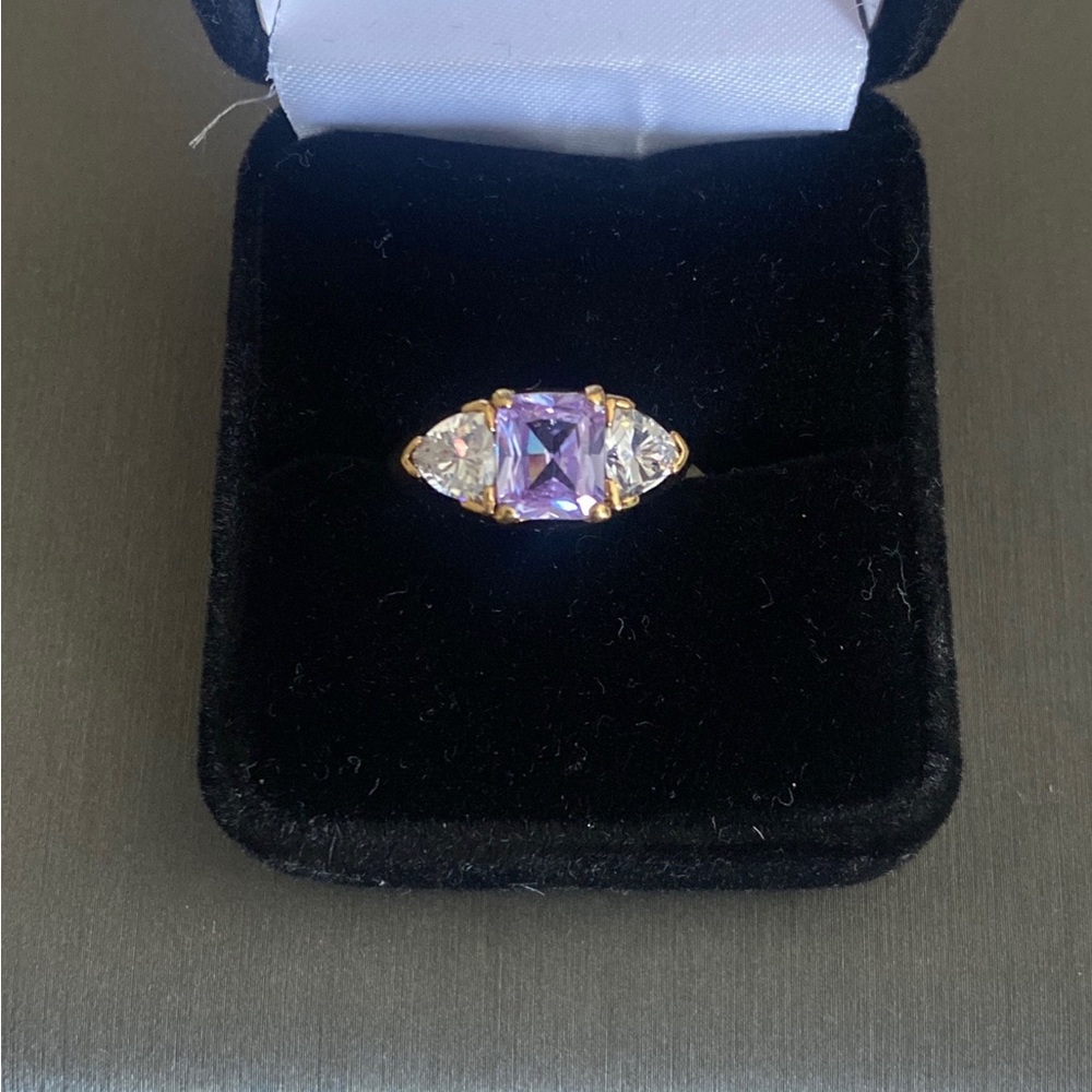 Chevron Amethyst with - Picture 2 of 9